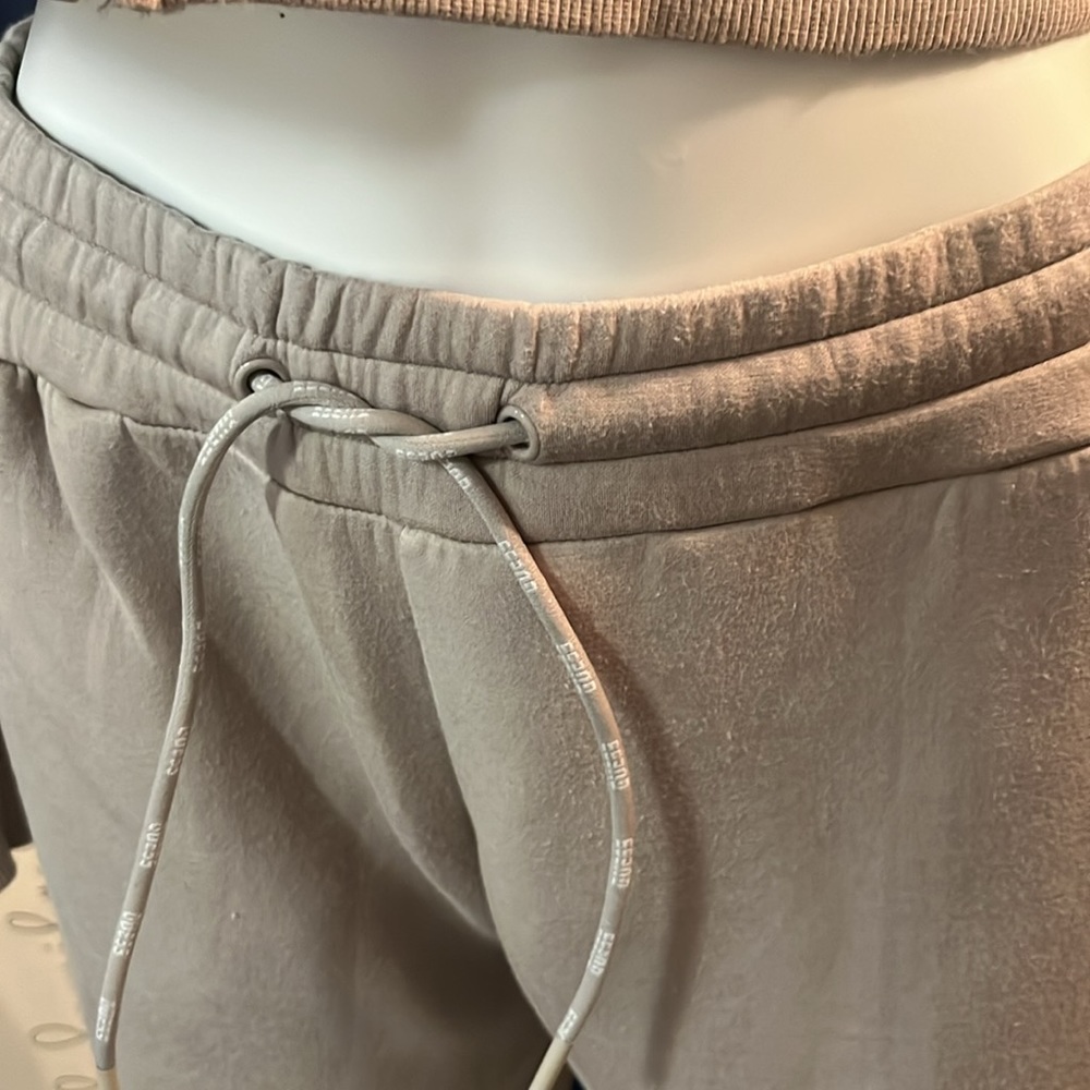 Guess Active Tech Suba Sweatsuit! - image 8